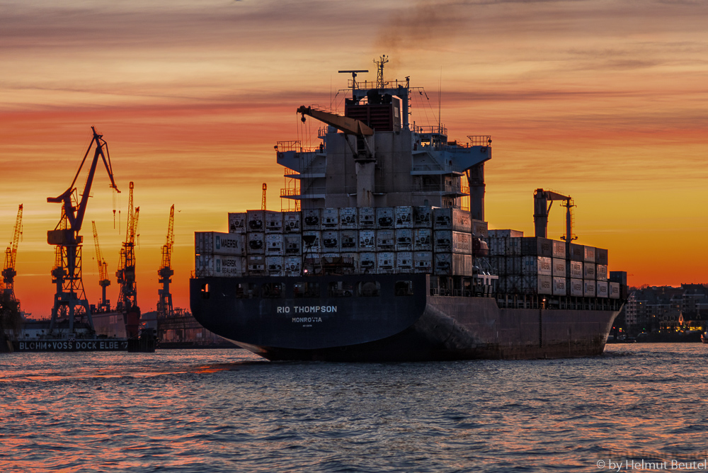 RIO TOMPSON @sunset in Hamburg