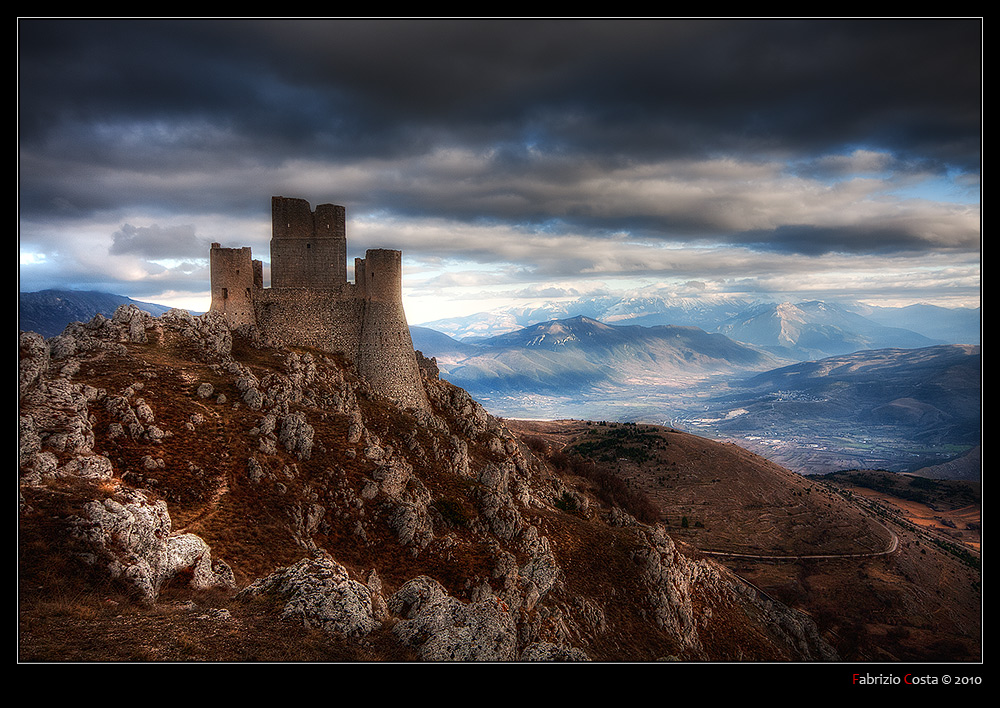 Ripetutamente il Castello