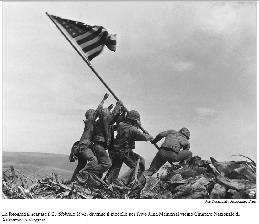 "Rising the Flag" di Joe Rosenthal