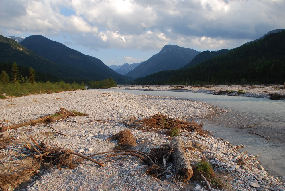 Rißbach bei Vorderriß Richtung Österreich