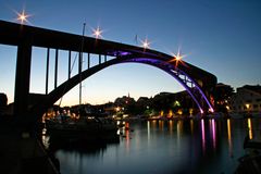Risøy bro nach Mitternacht
