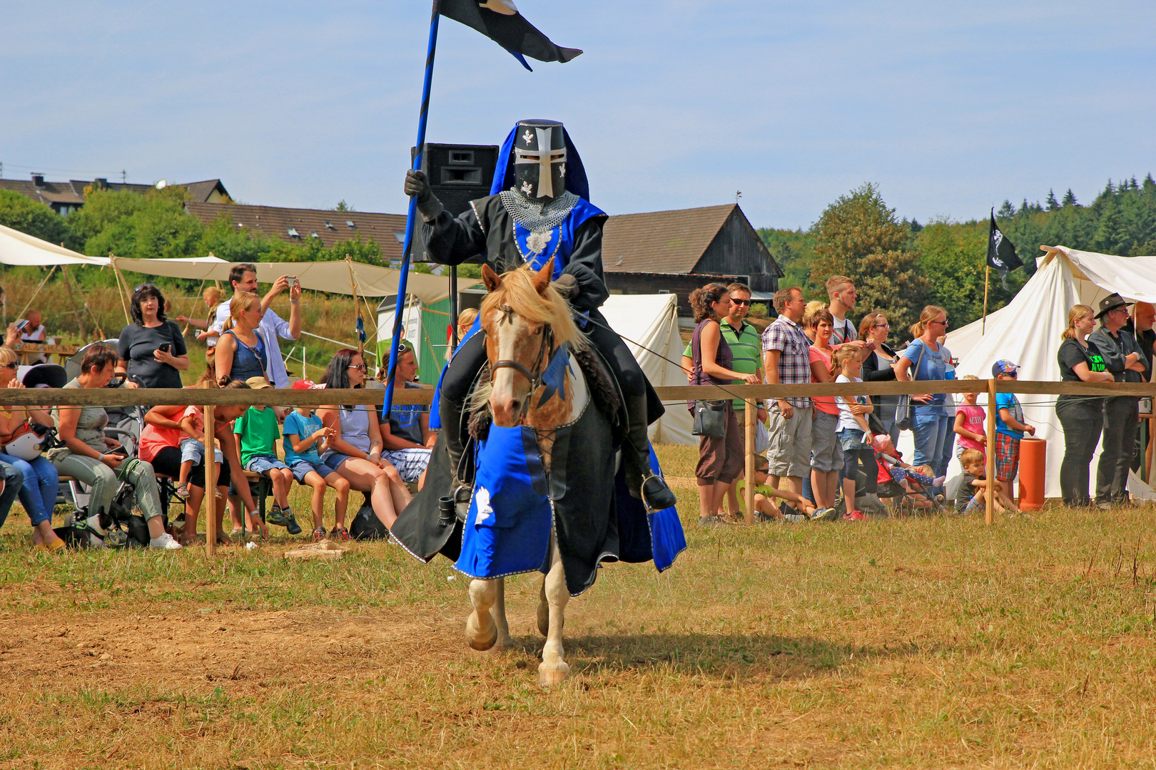 Ritter in voller Ausrüstung