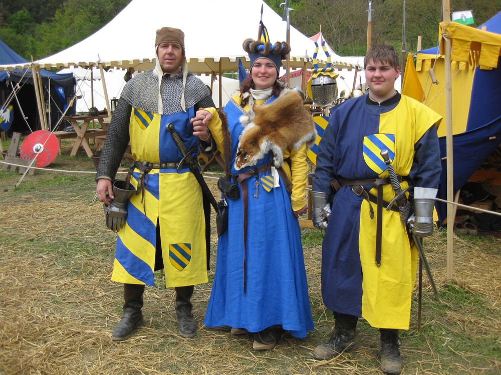 Ritter und Knappe Foto & Bild | erwachsene, alltagsereignisse, menschen