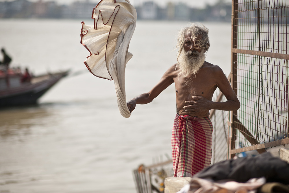 Rituelles Bad im Ganges