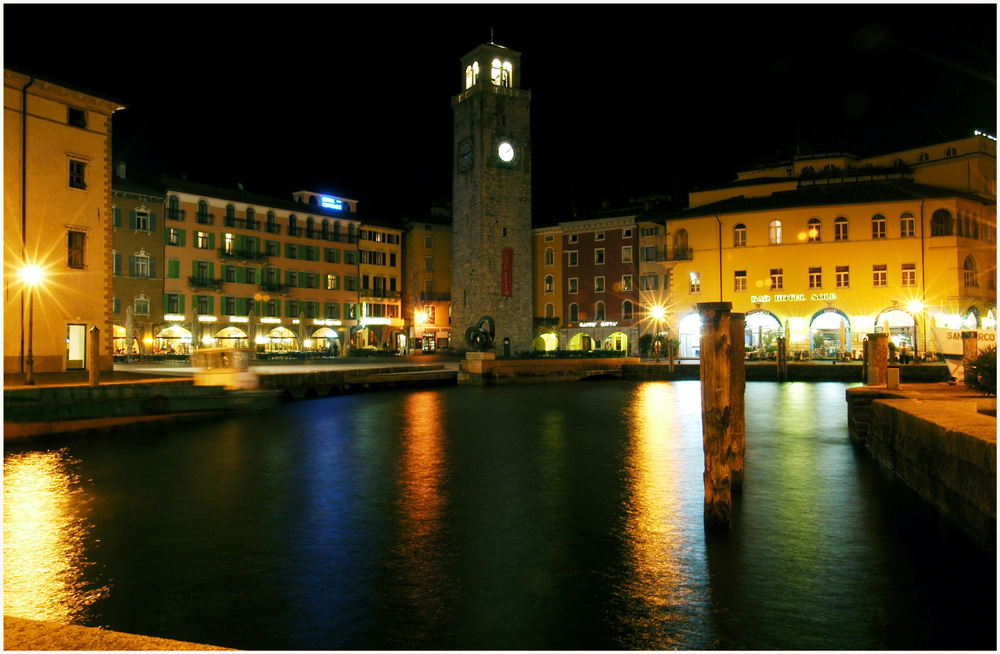 "riva at night"