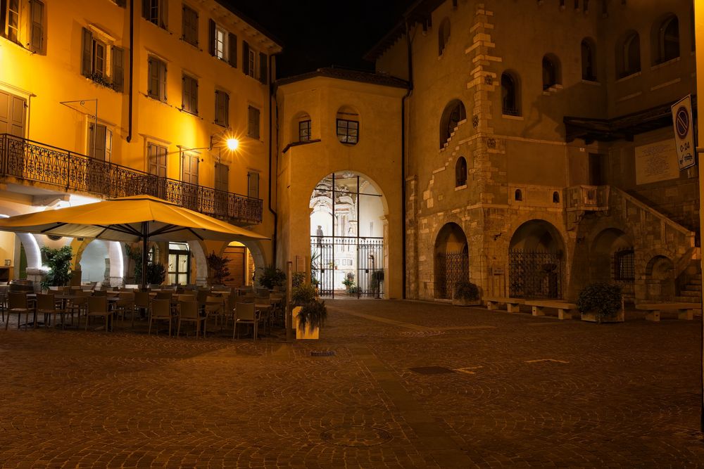 Riva del Garda di Notte