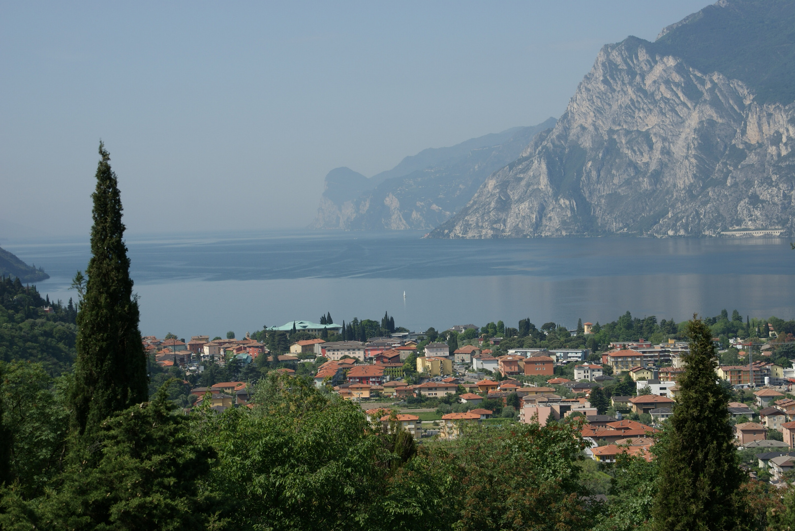 Riva del Garda von oben