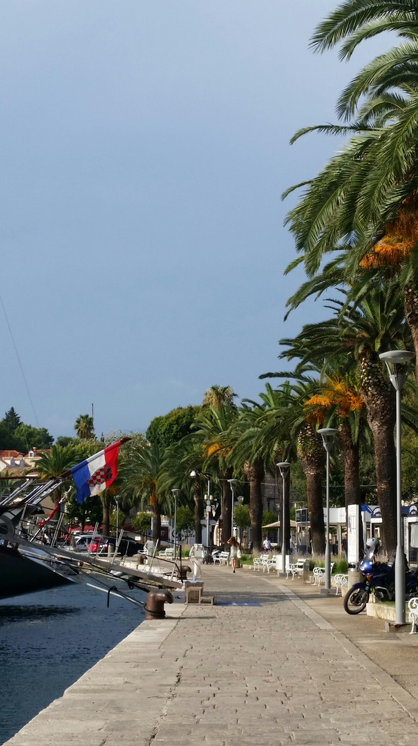 Riva - Hafenpromenade