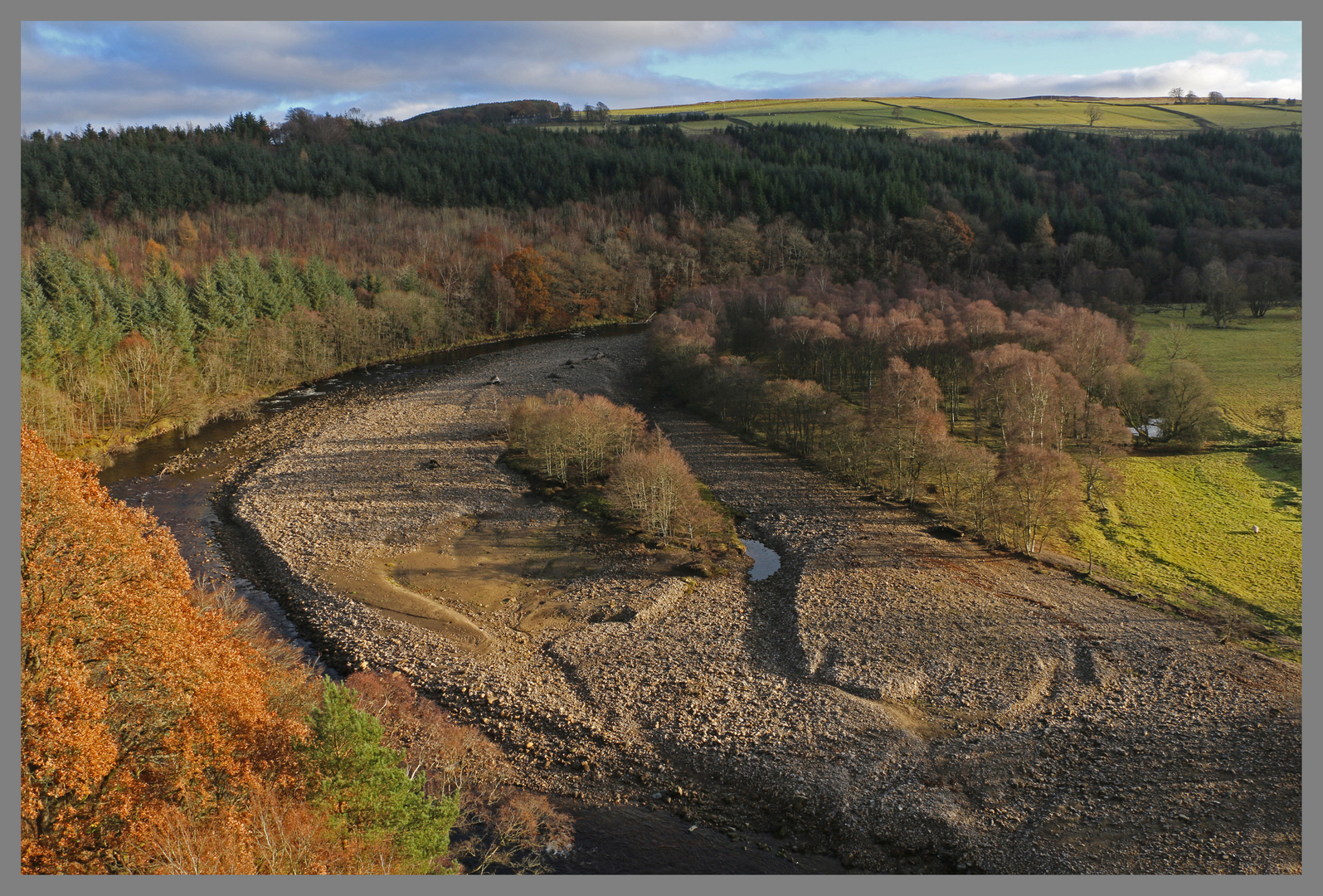 River South Tyne below the lambley viaduct