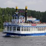 RIVER STAR auf der Warnow