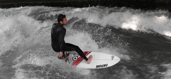 River Surfer München