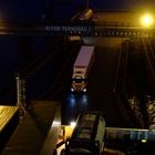 River Terminal Hull - LKW Verladung auf´s Fährschiff