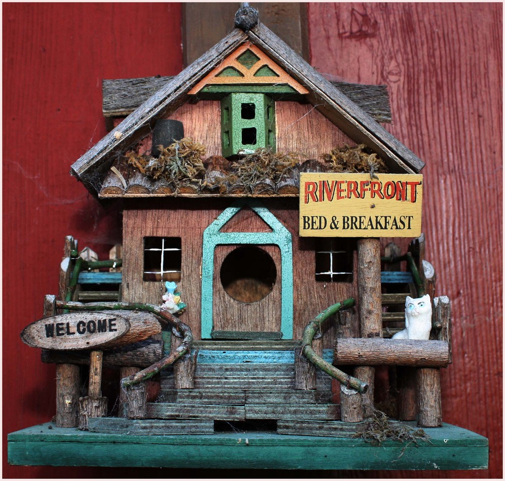 Riverfront Bed & Breakfast