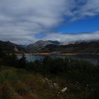 RÍO LUNA, EMBALSE Y MAZIZO CANTABRICO DE FONDO