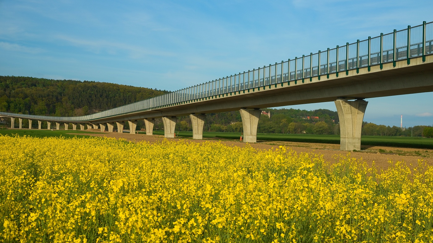 Road bridge