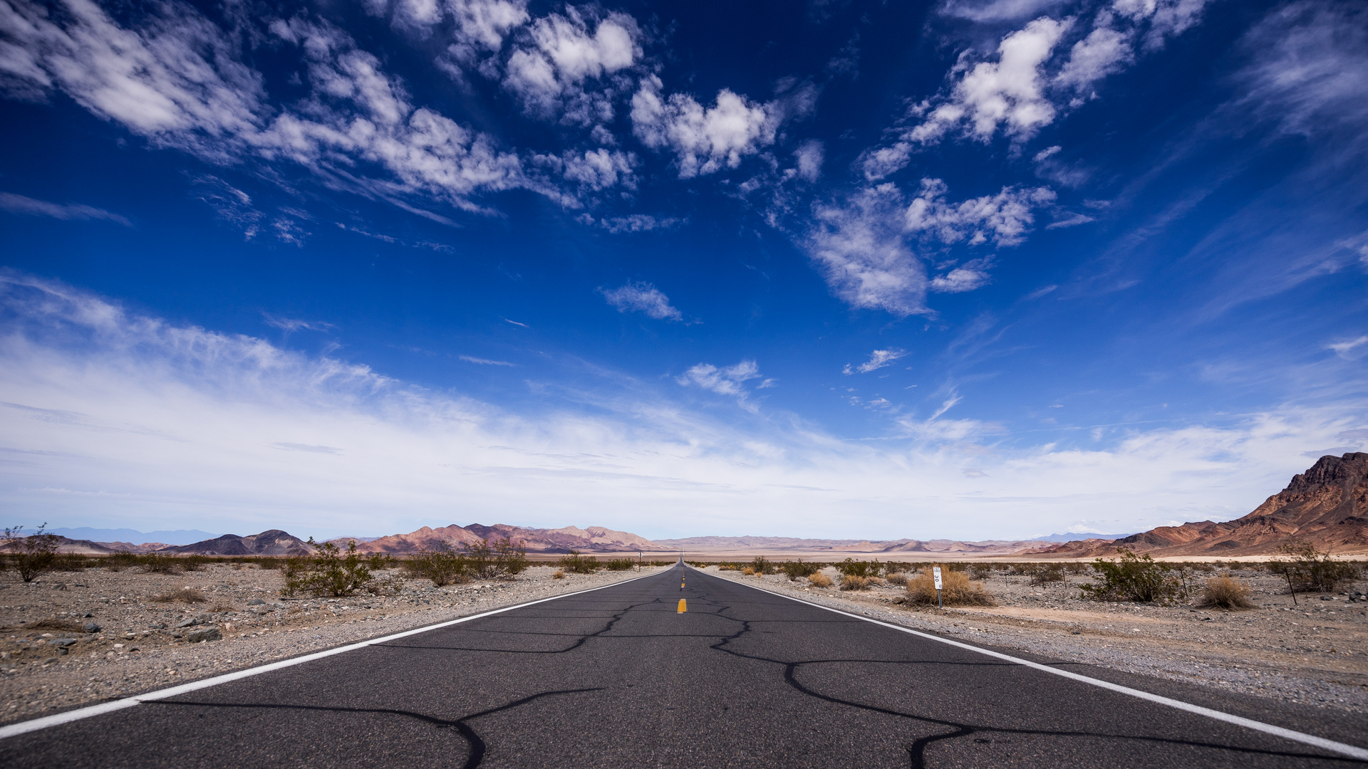 Road (Death Valley)