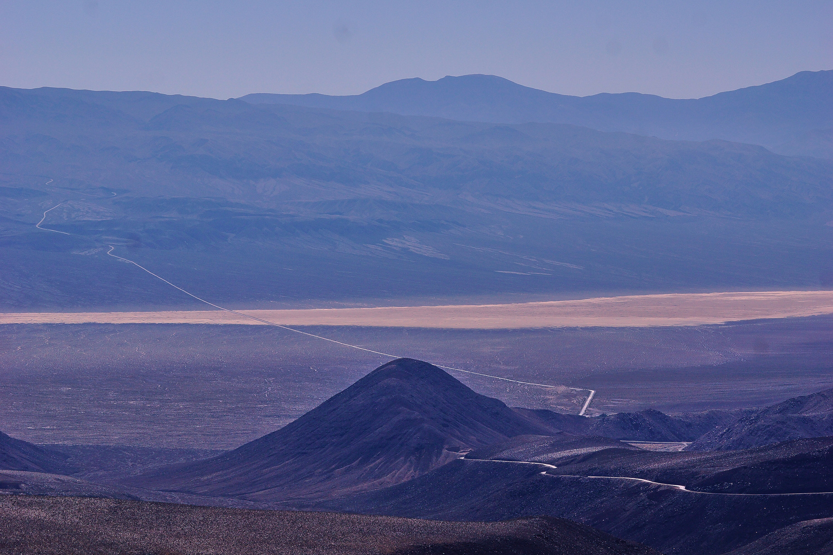 Road thru Death Valley