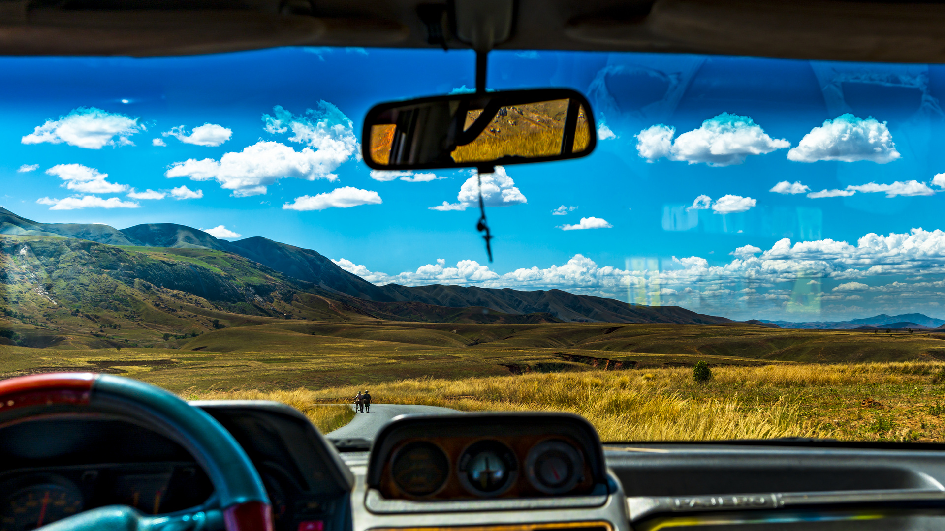 Road to Morondava