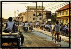 Road to Phnom Penh late afternoon...