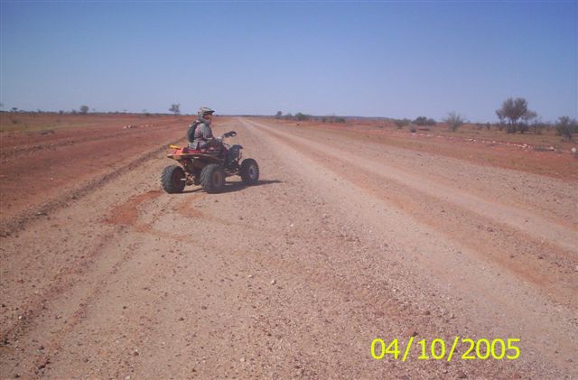 Road to the Noccundra Pub