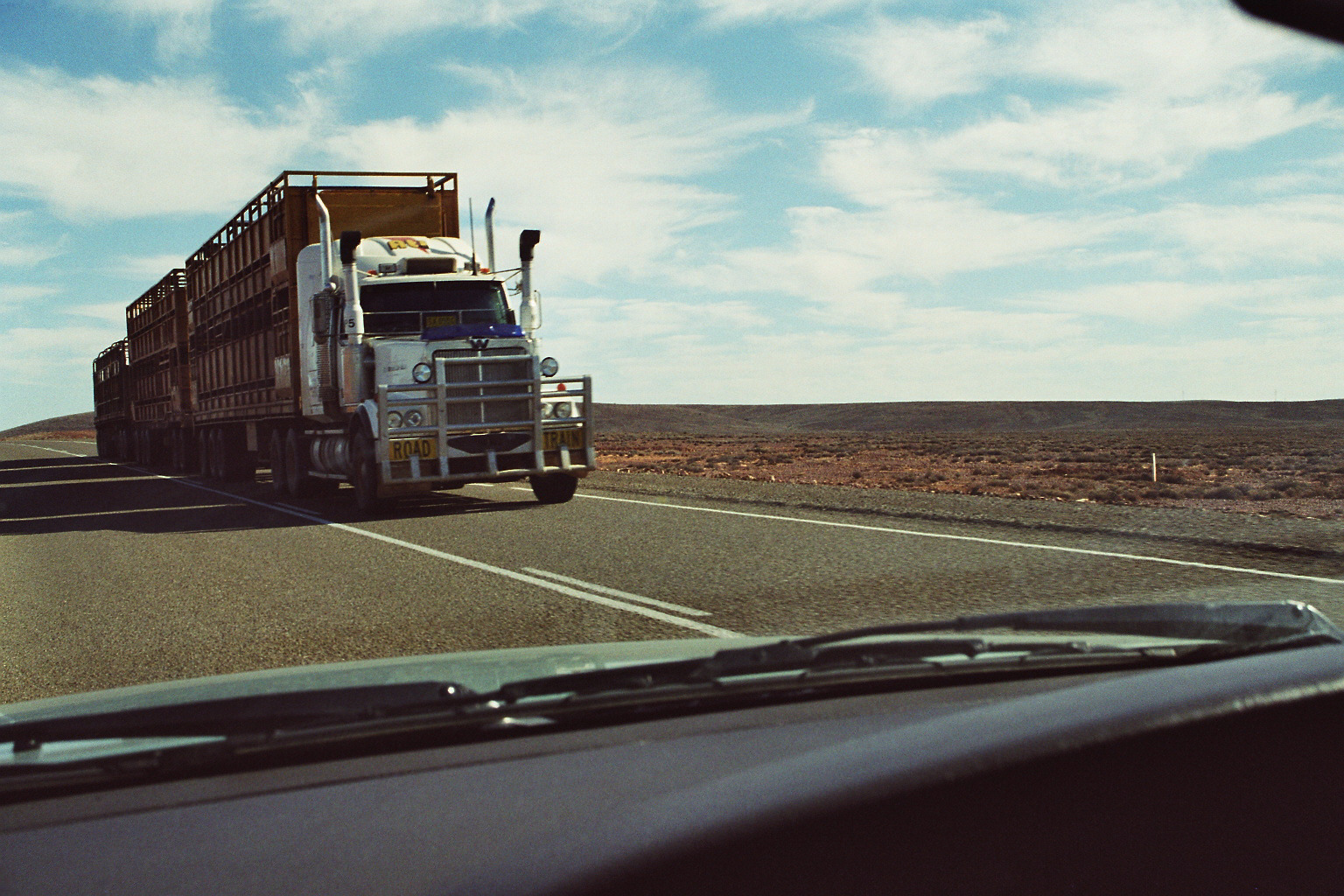 Roadtrain auf Stuart-Highway