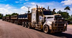 Roadtrain im Outback - Australien