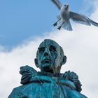 Roald Amundsen mit Möwe in TROMSØ