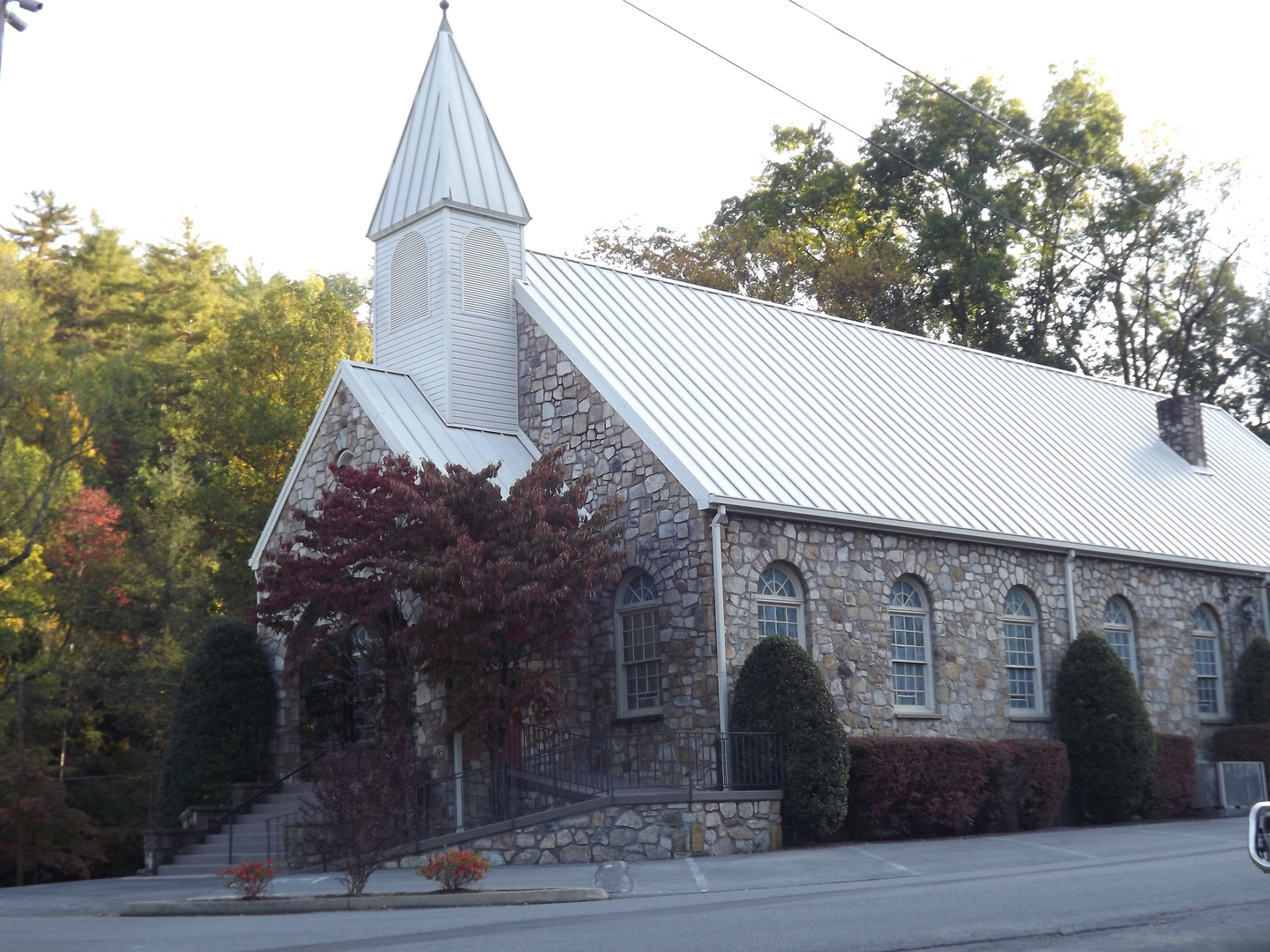 Roaring Forks Baptist Church - vor dem Waldbrand