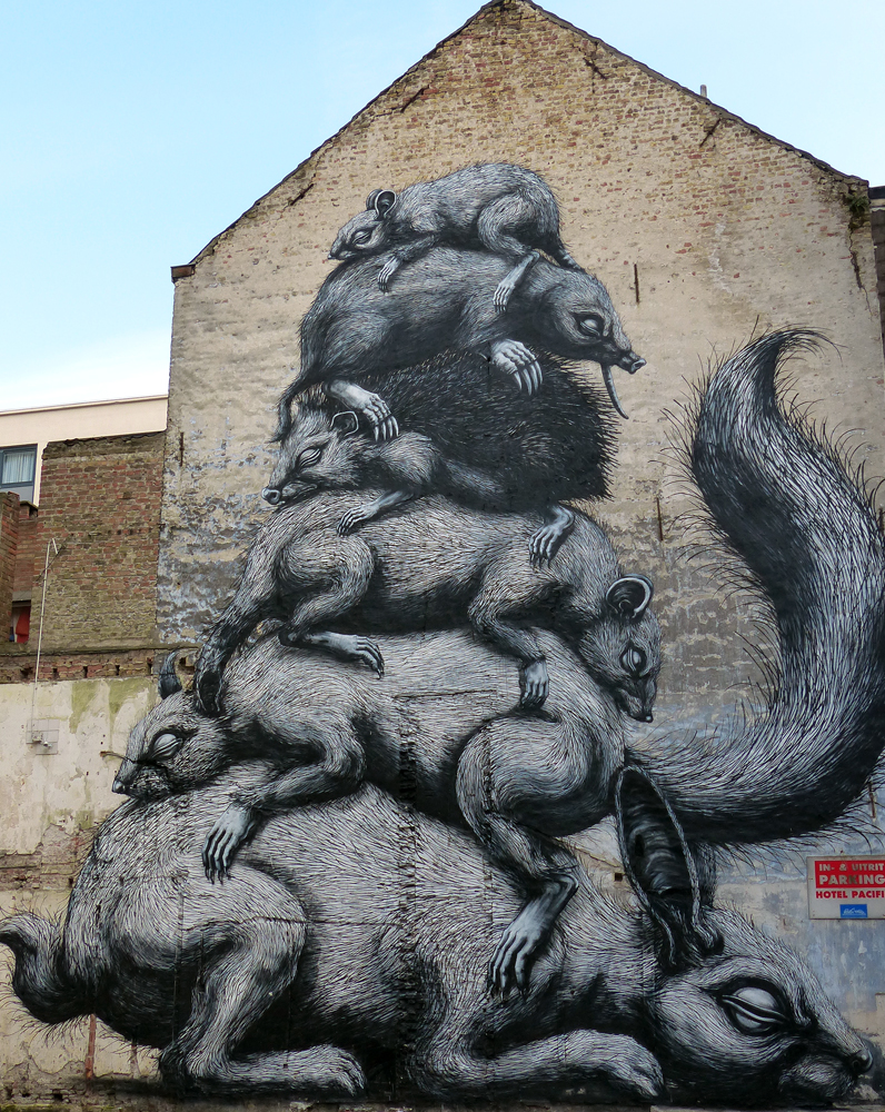 ROAs mural in Ostende (siehe Wikipedia - ROA (Künstler))