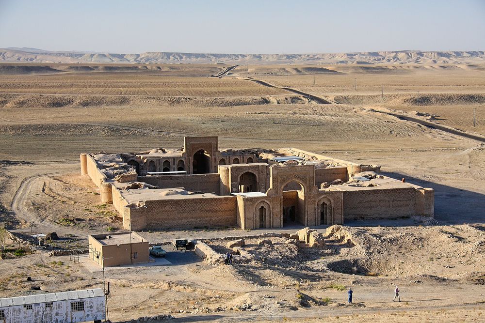 Robat-e Sharaf - die Karawanserei in der Wüste (Detailaufnahme)