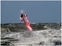 Robby Naish in der Brandung vor Sylt