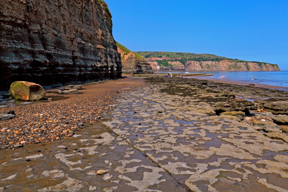 - ... Robin Hoods Bay 3 -