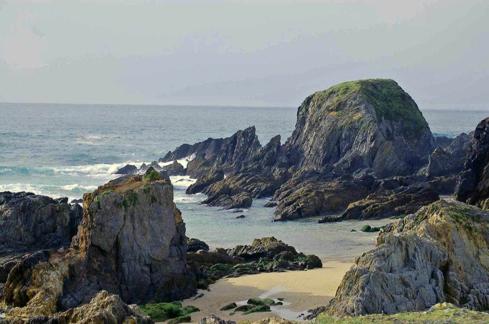 ROCAS EN VALDOVIÑO