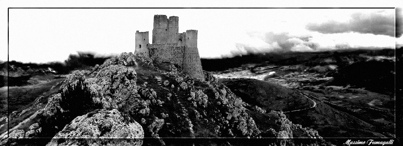 Rocca Calascio in un "altra dimensione"