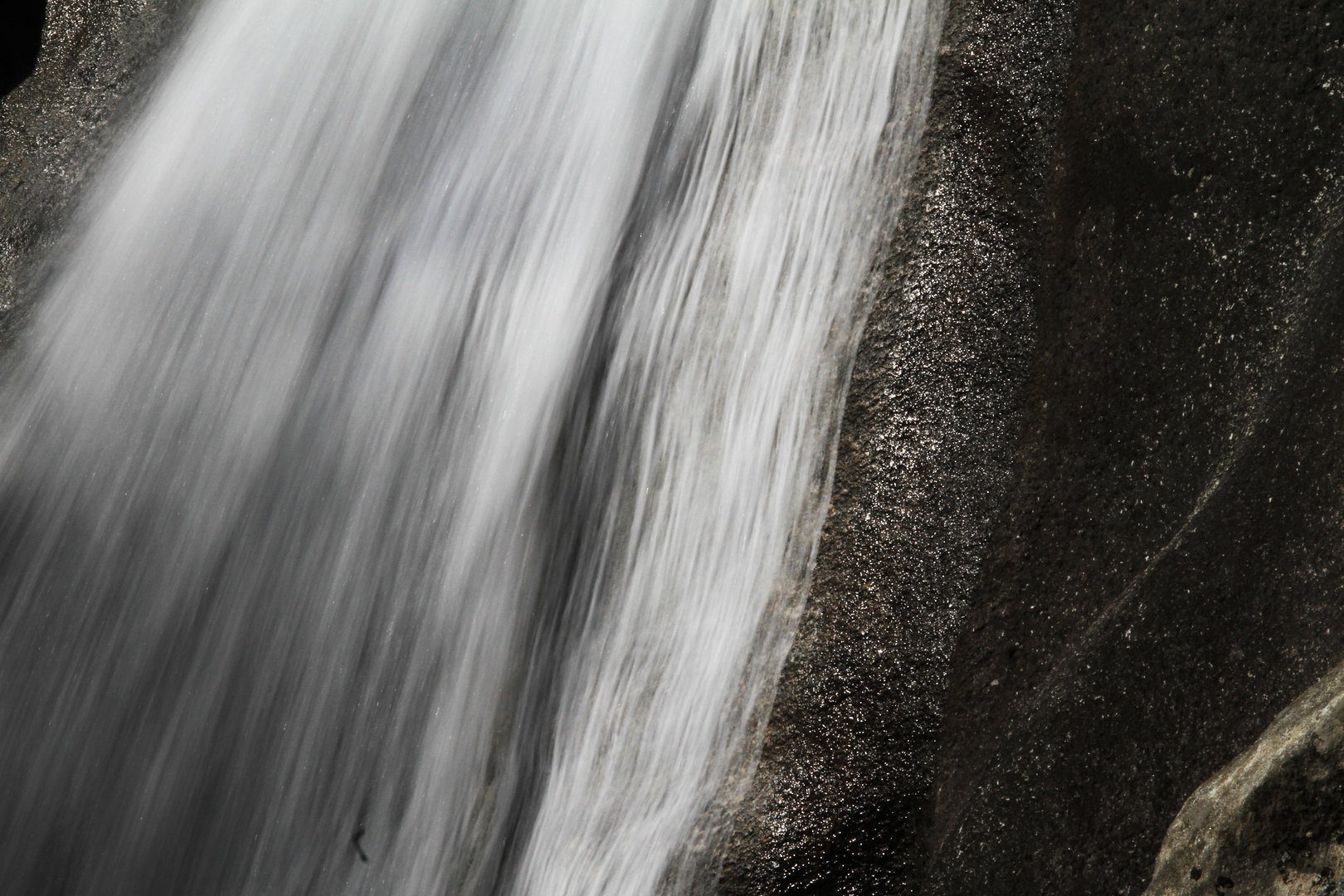 roccia e acqua