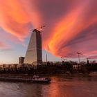 Roche Tower mit "Superwolke"