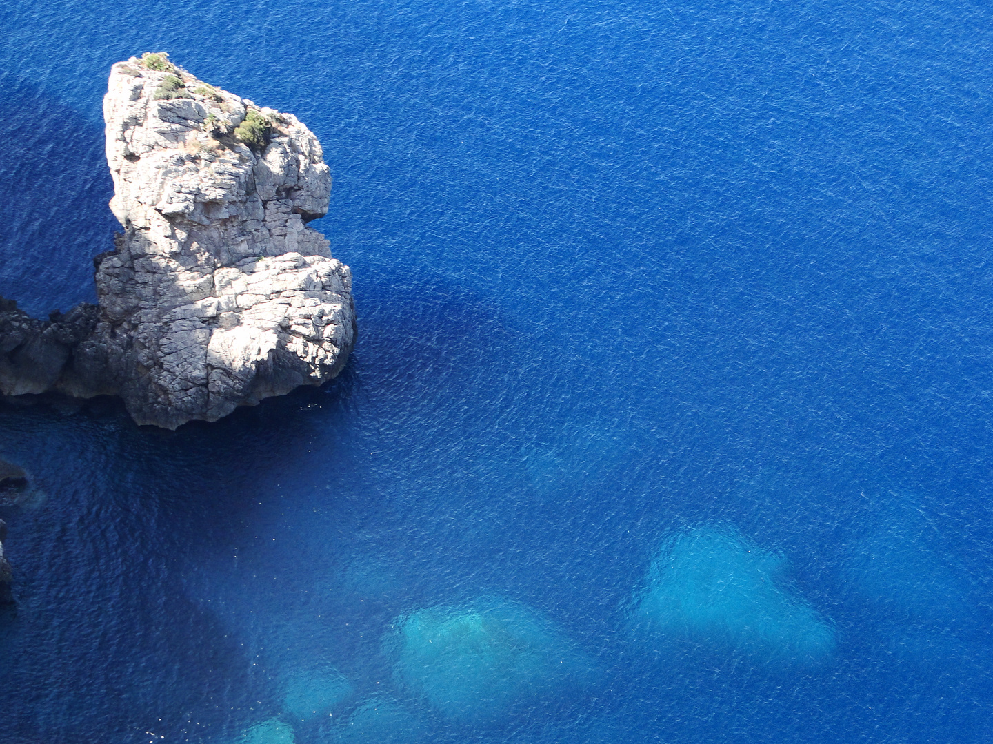 Rocher au Cap de Formentor