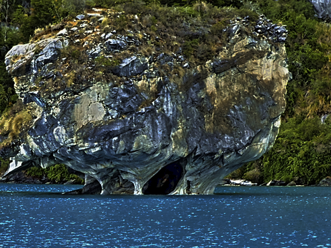 Rock formation from the lake