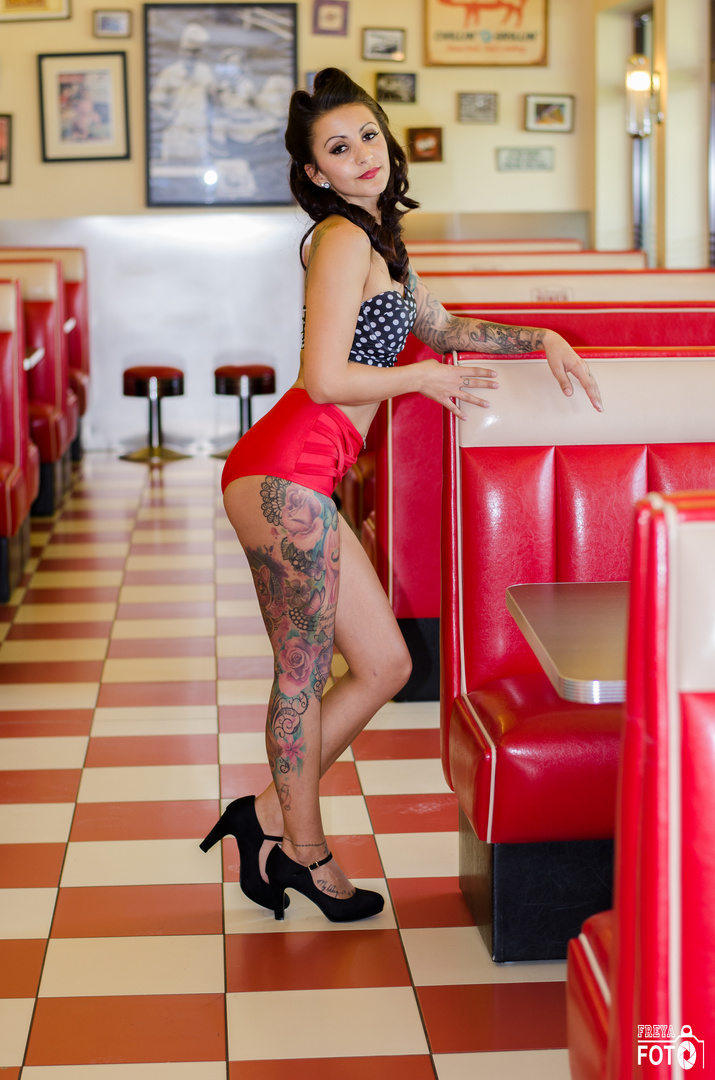 Rock n Roll Diner Frau