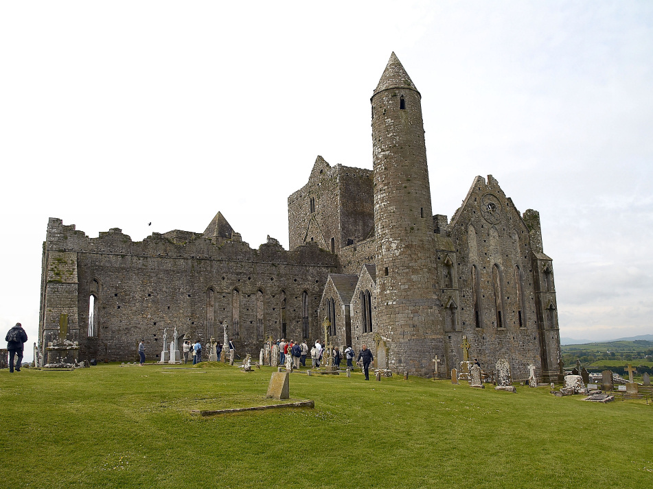 Rock of Cashel / Irland