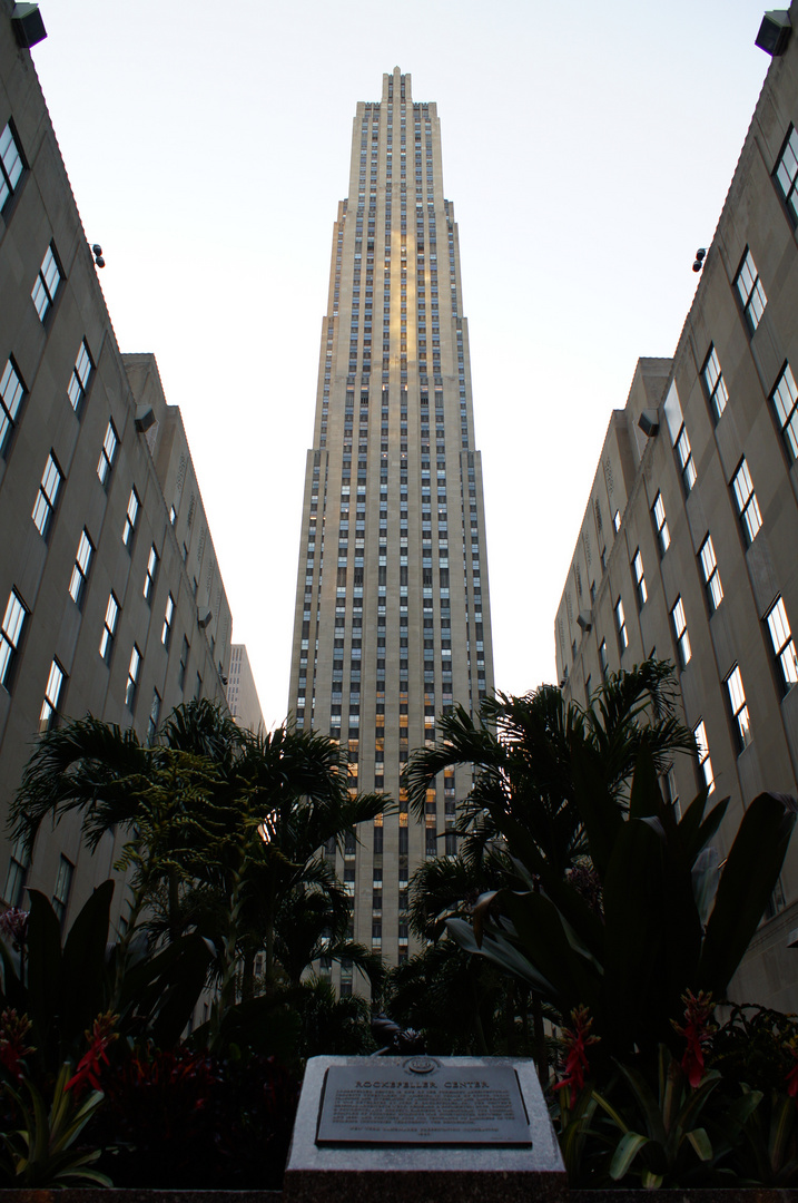 Rockefeller Center am frühen Abend ...