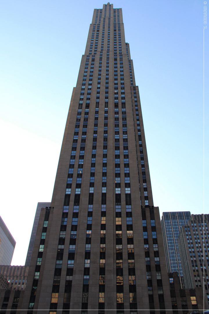 Rockefeller Center - Sky Direction