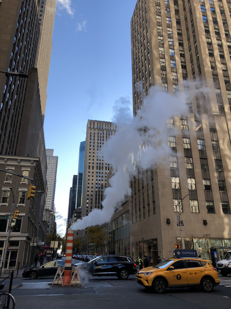 Rockefeller Center - Street