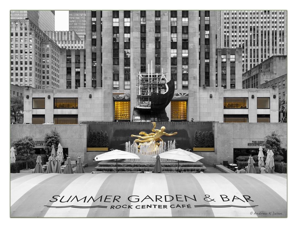 ... Rockefeller Plaza ...