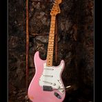 Rock'n' Roll - Fender Stratocaster "Strat" - PINK