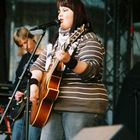 Rockröhre AnnaK. in ihrem Element beim Eulenfest in Einbeck