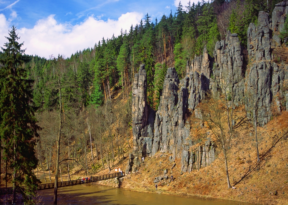 Rocks on the river Ohre / Eger/