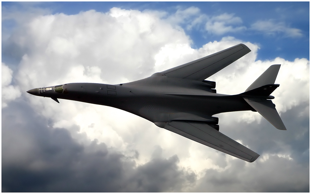 - Rockwell B-1 Lancer, wirklich kein Billigflieger ! -