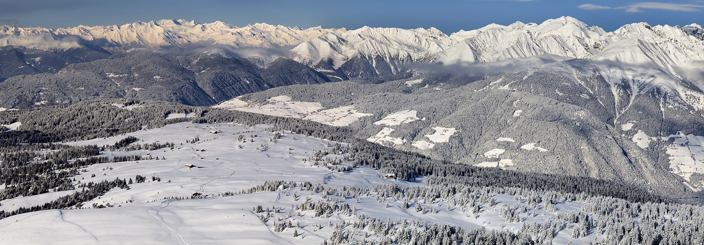 ... Rodenecker Alm im Winterkleid - Südtirol ...