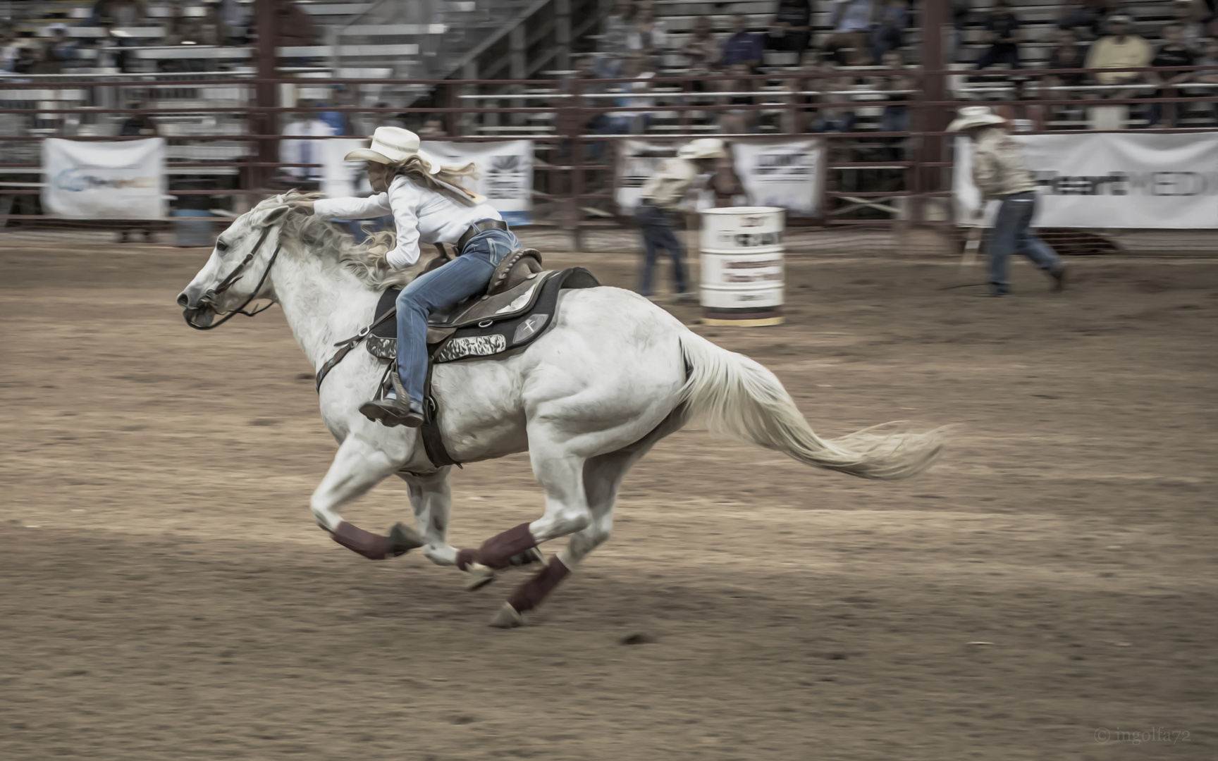 Rodeo "Barrel racing"